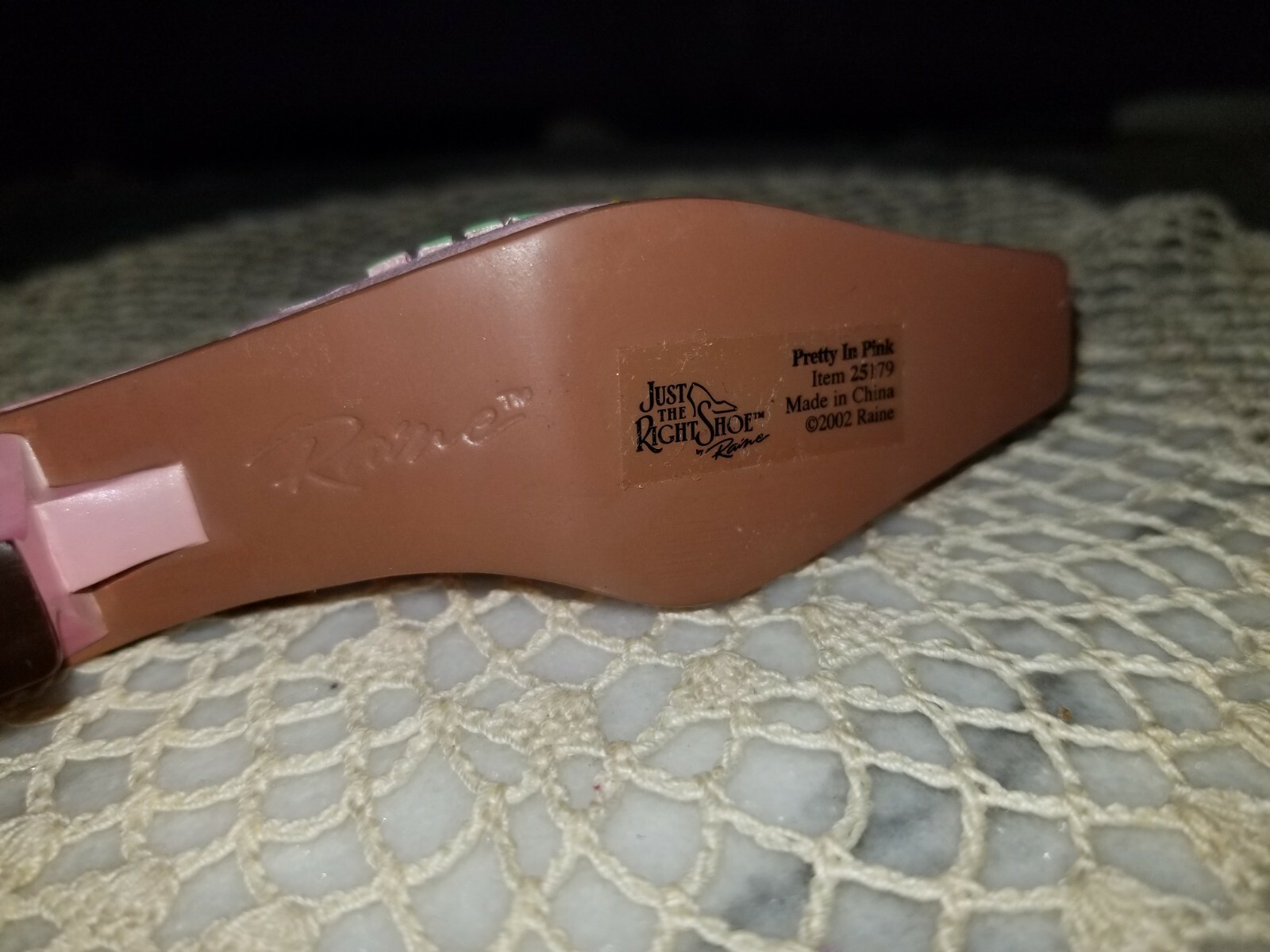 Just the Right Shoe Pretty in Pink Miniature Shoe #25179