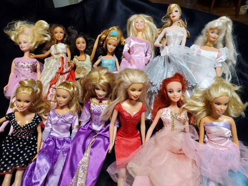 LOT OF 13 BARBIE DOLLS Mixed | eBay