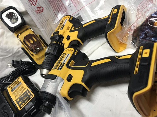 DEWALT Brushless Drill/Driver Light Combo Kit 20-Volt Lithium-ion #DCK377C2, NIB