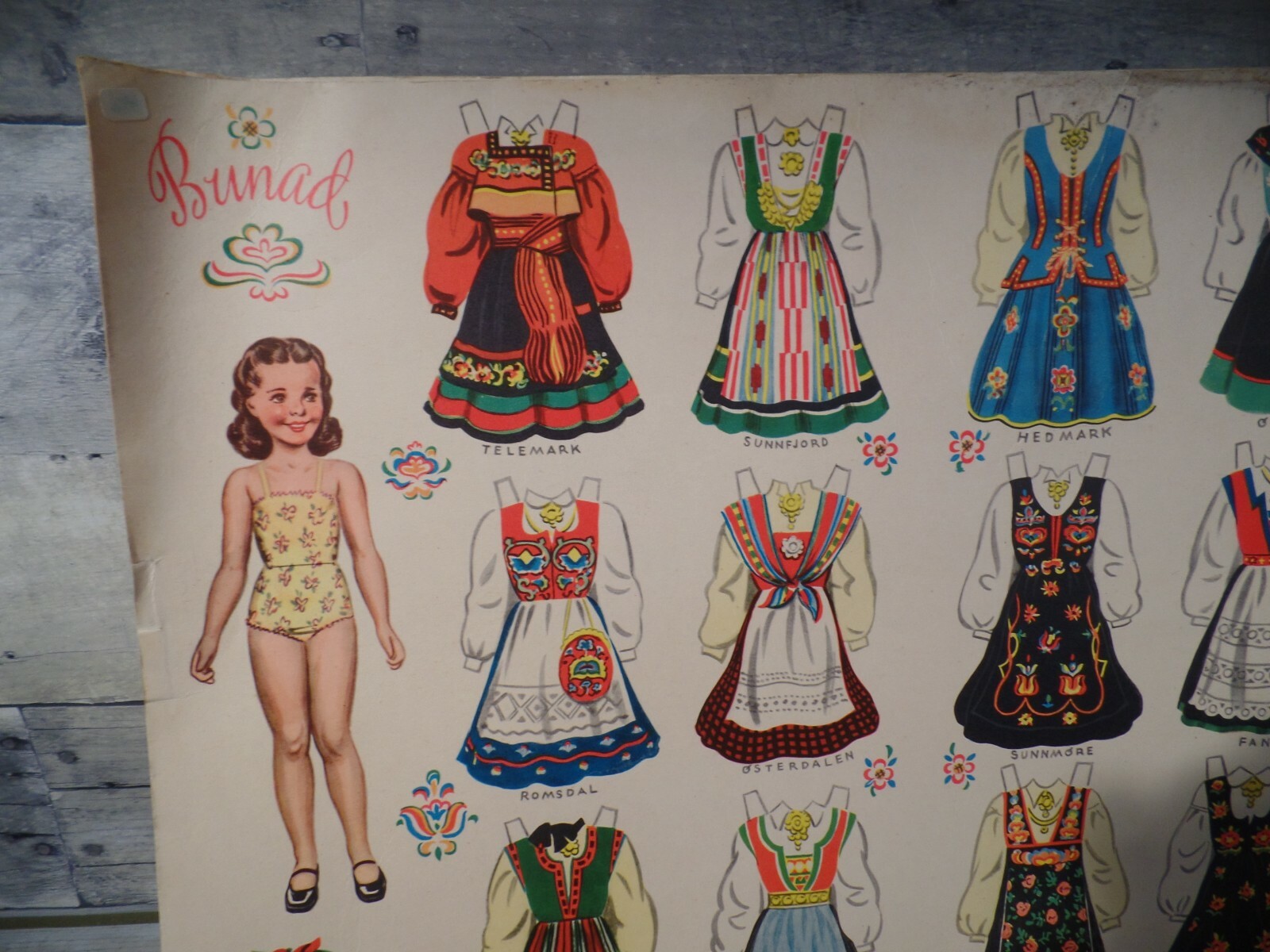 2 BUNAD DAMM PAPER DOLLS NORWEGIAN NORWAY #60 61 sheet