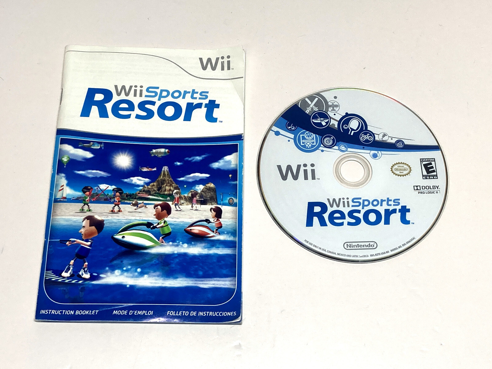 Wiiスポーツ リゾート Amazon.com: Limited-Edition Wii Sports Resort Bundle with