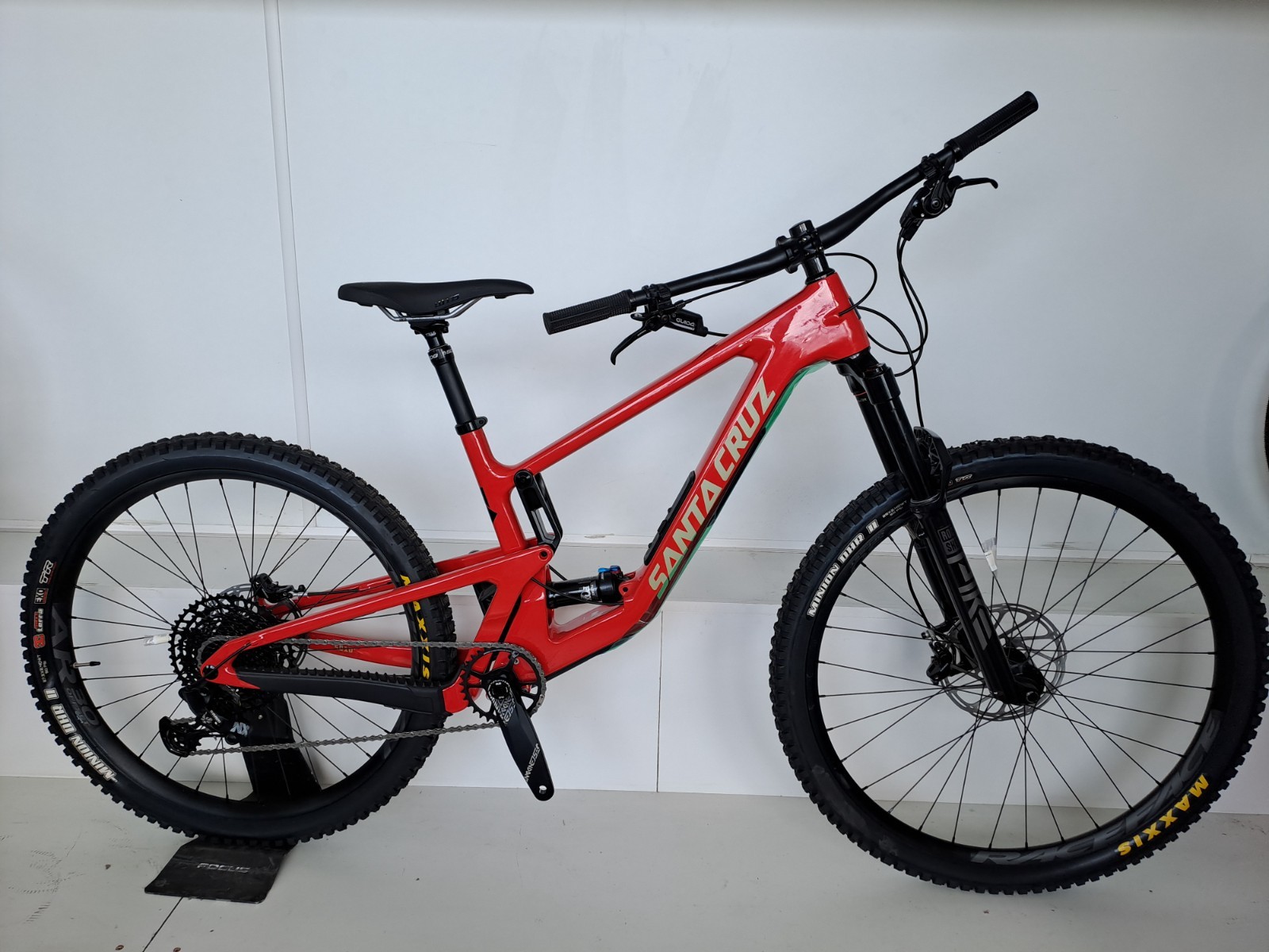 購入者優先　Santa Cruz 5010 Refurbished Product - Santa Cruz 5010 v5 Carbon CC All