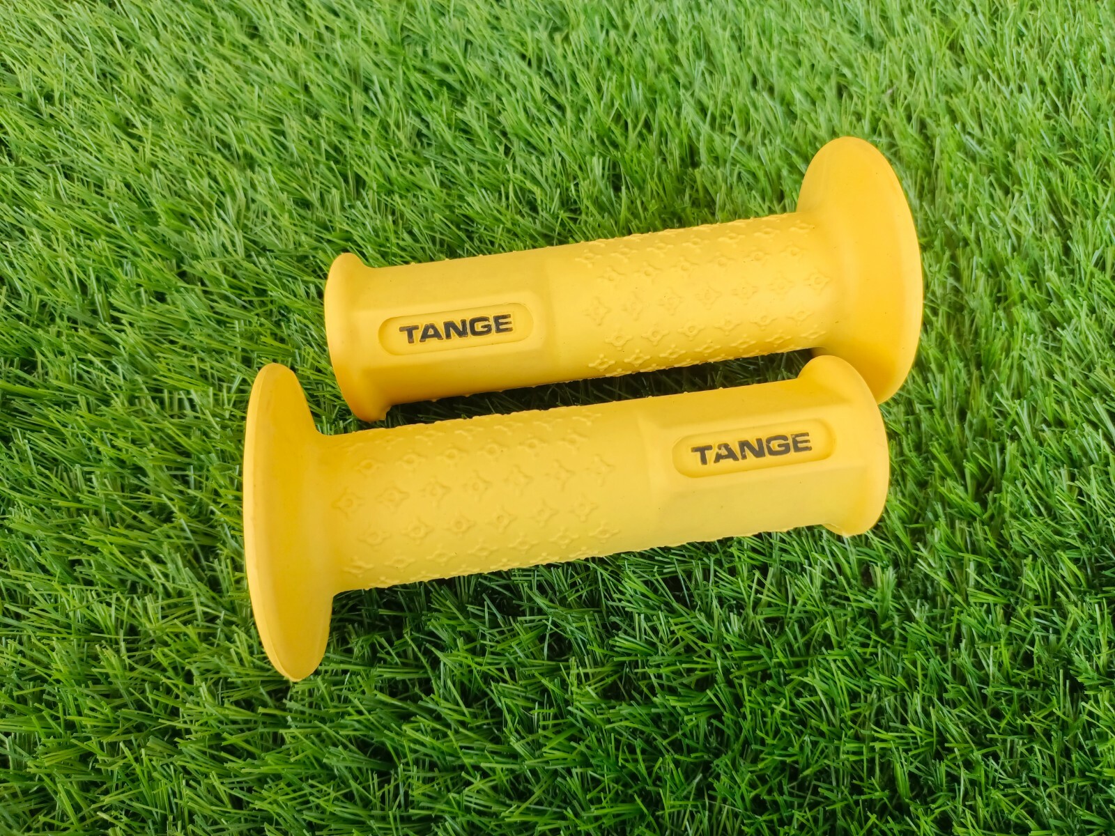 TANGE OLD BMXグリップイエロー TANGE OLD BMXグリップイエロー