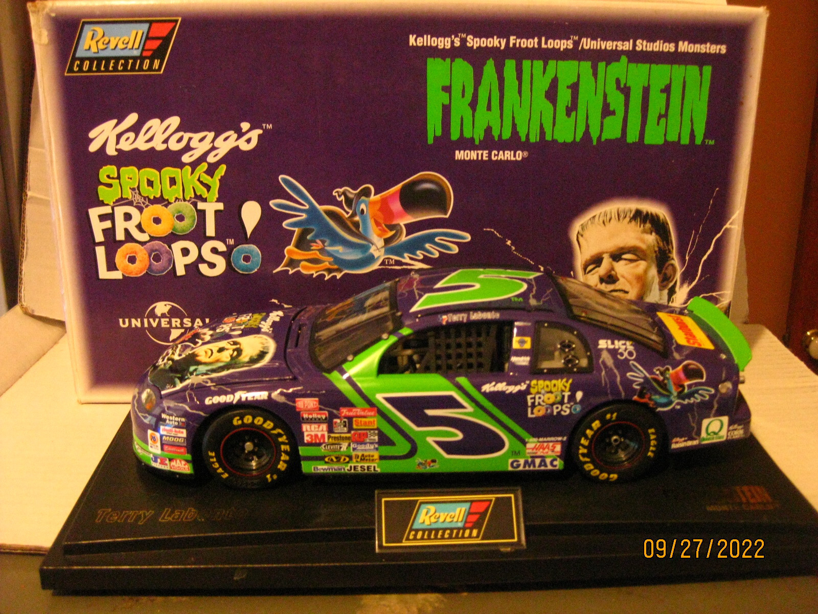 1/18 REVELL #4229 TERRY LABONTE #5 KELLOGG'S SPOOKY FRUIT