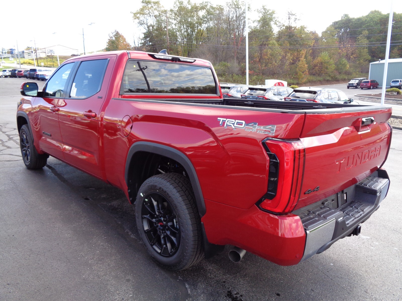 Brand New 2024 Toyota Tundra Crewmax Sr5 4x4 Trd Off Road Premium