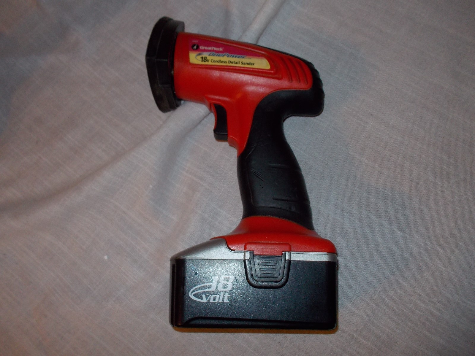GREAT NECK CORDLESS DETAIL SANDER WITH BATTERY