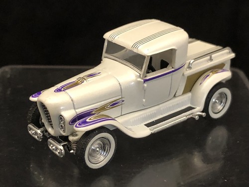 HotWheels 【LEGENDS Barris KUSTOM】ホットウィール Legends Barris Kustom 4-Car Set - YouTube