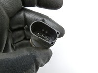 Audi A6 4F C6 05-09 3.2 Railsensor Drucksensor Kraftstoffdruck Audi A6 4F C6 05-09 09.03.2004 0261545008 gebraucht Vorschau 4