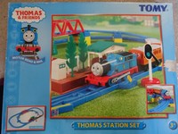 tomy thomas motor road and rail