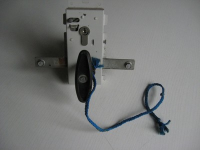 Garagentorschloss gebraucht kaufen! Nur 2 St. bis -60% günstiger