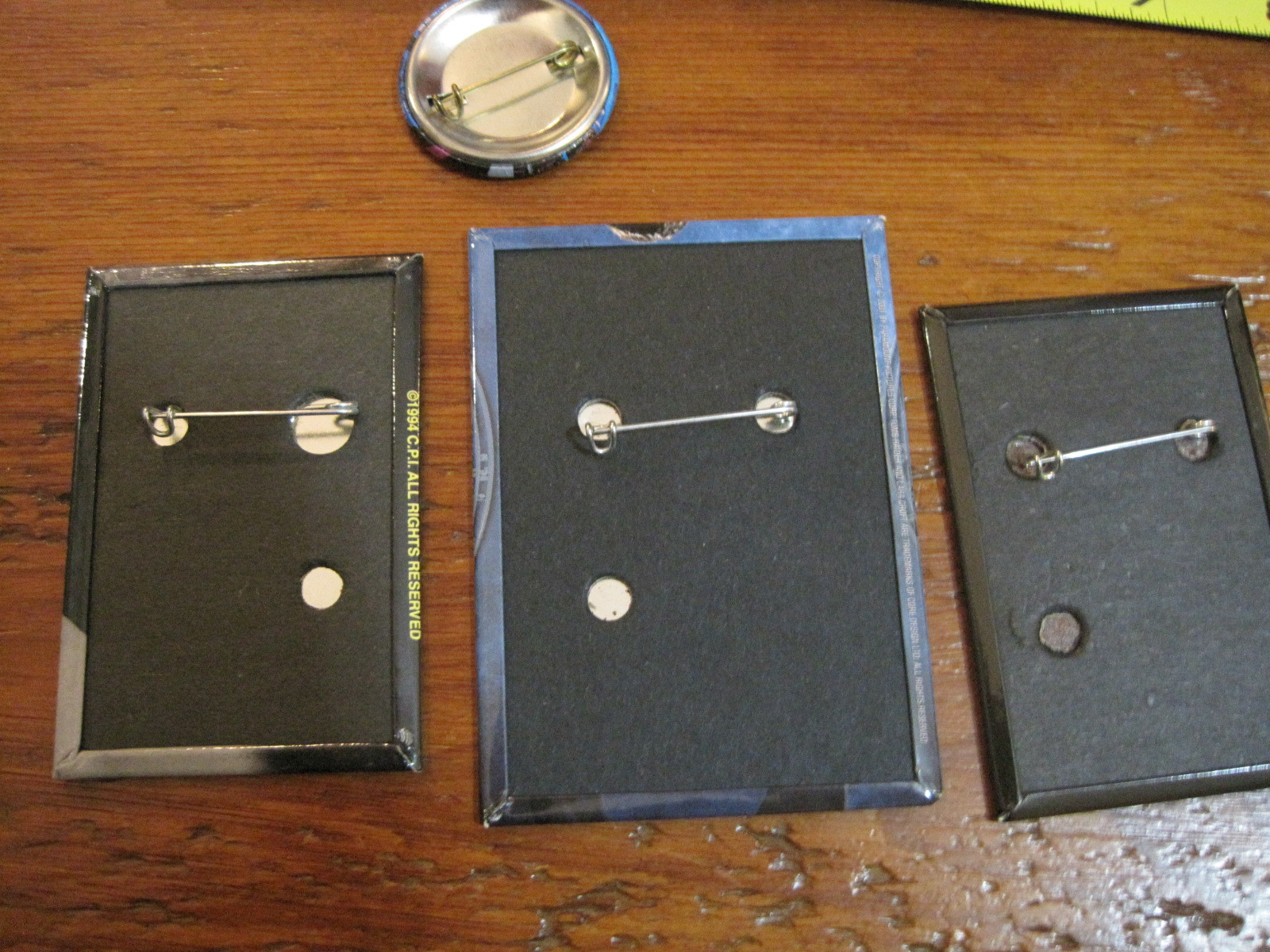 Lot of 4 movie promo pins Lara Croft Tomb Raider, The American President, Batman