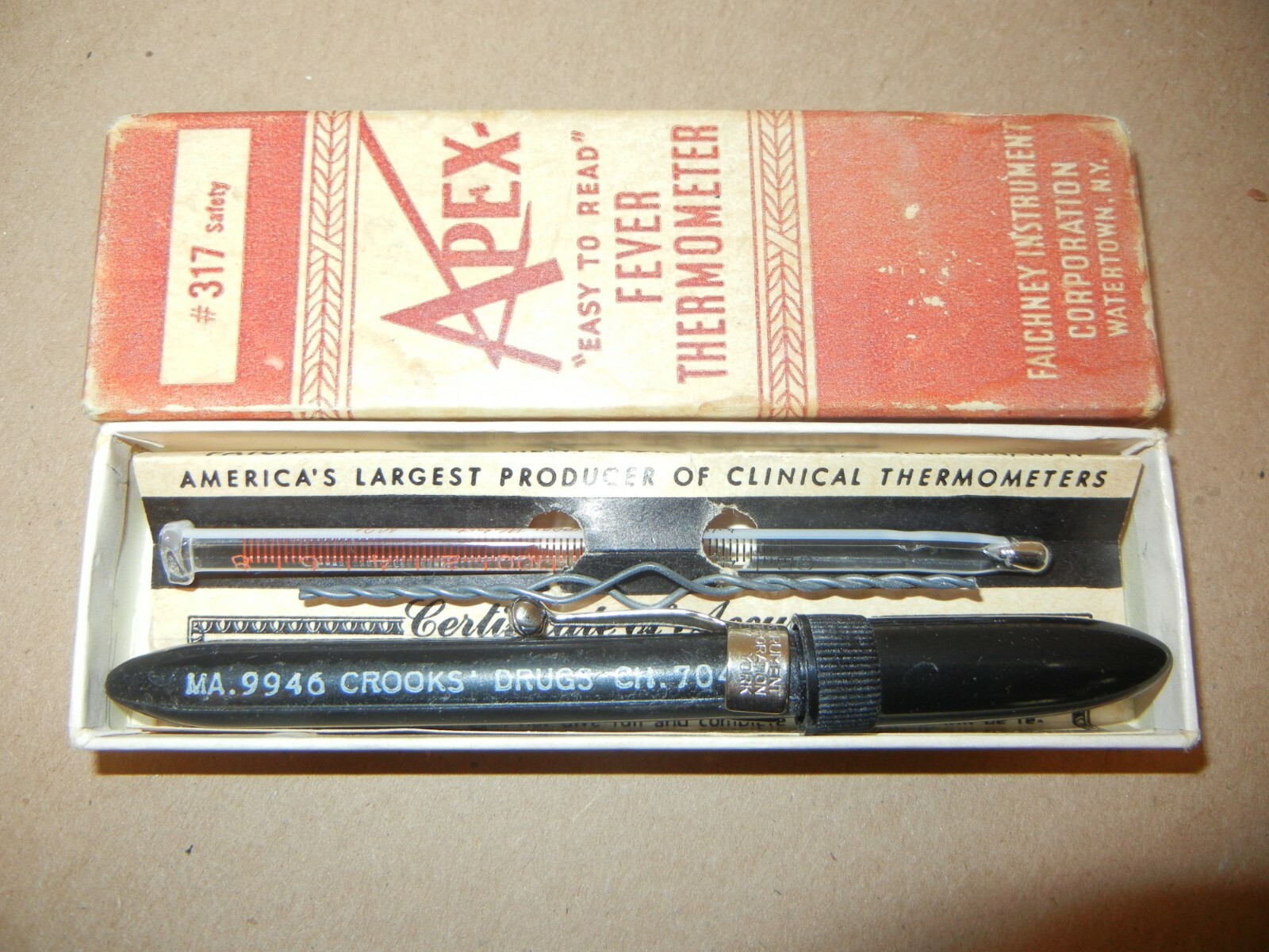 VINTAGE APEX GLASS FEVER THERMOMETER BAKELITE CASE & INSTRUCTIONS #317 USA
