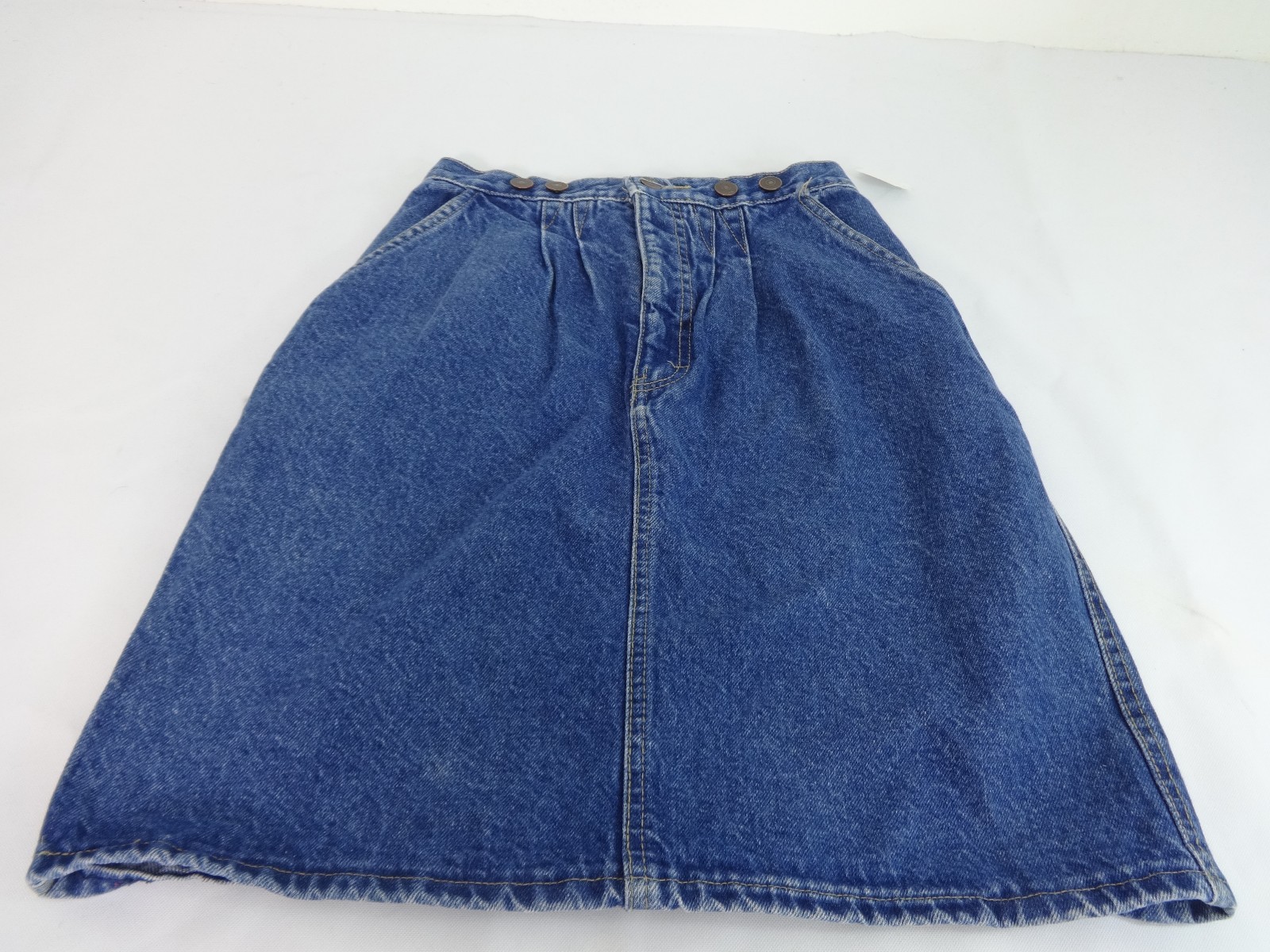 dark wash denim skirt