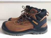 dewalt phoenix safety boots tan