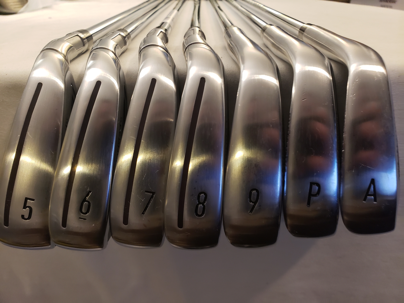 Used TaylorMade Qi 2024 Iron Set (5-PW, AW) 7 Irons - KBS MAX MT 85 Reg - RH