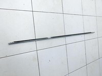 BMW 5er 530XD E61 03-07 Kombi Leiste für Tür Scheibendichtung Rechts Hinten Chrom BMW 5er 530XD E61 03-07... Vorschau 2