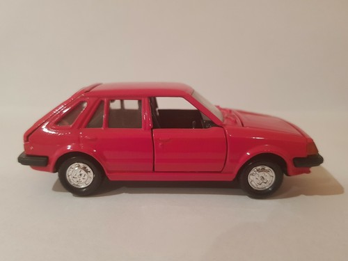 DIAPET YONEZAWA TOYS - MAZDA 323 FAMILIA [RED] MINT VHTF