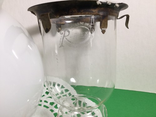 ANTIQUE VERRE KRASNA TTRADE MARK OPALINE GAS LIGHT 2 PART SHADE GLOBE W/INSERT