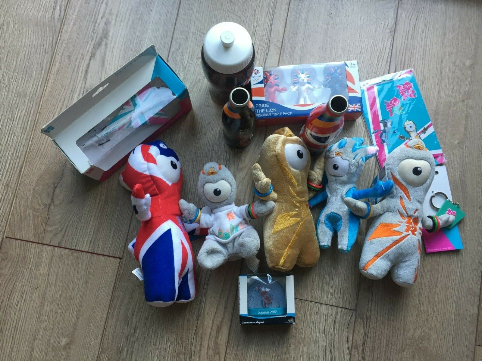 London 2012 Olympic Mascots Soft Toys ,Key Rings, Concorde