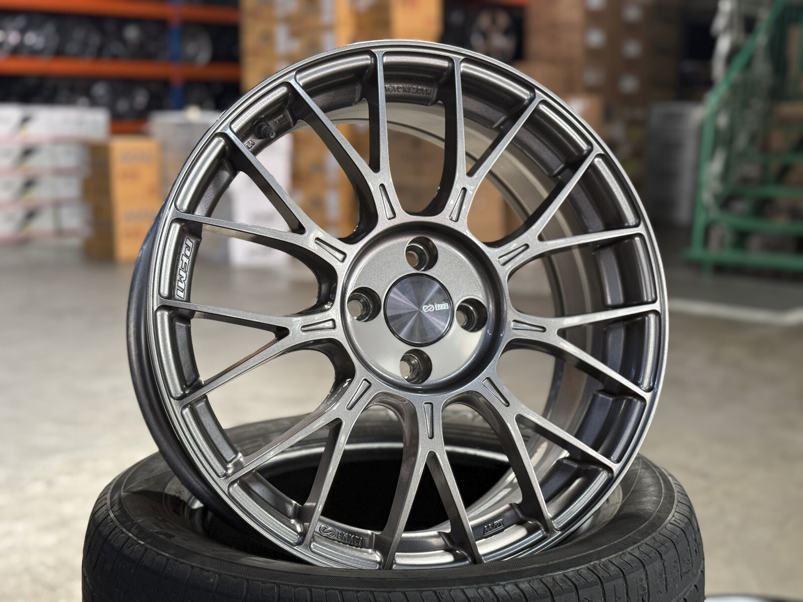 ひまわり　ENKEI 17×7J +48 215/45R17 ひまわり様専用 ENKEI 17×7J +48 215/45R17 - メルカリ