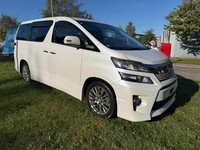2013 Toyota Vellfire, White 2.4ltr, 7 seater, Golden Eyes Edition,