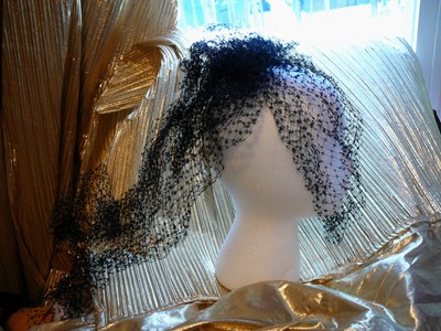 KOKIN New York vintage black netting headpiece black widow veil runway model nwt