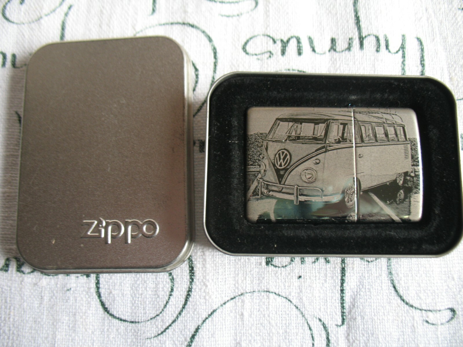 Zippo , VW Bus , Bully , Chameleon