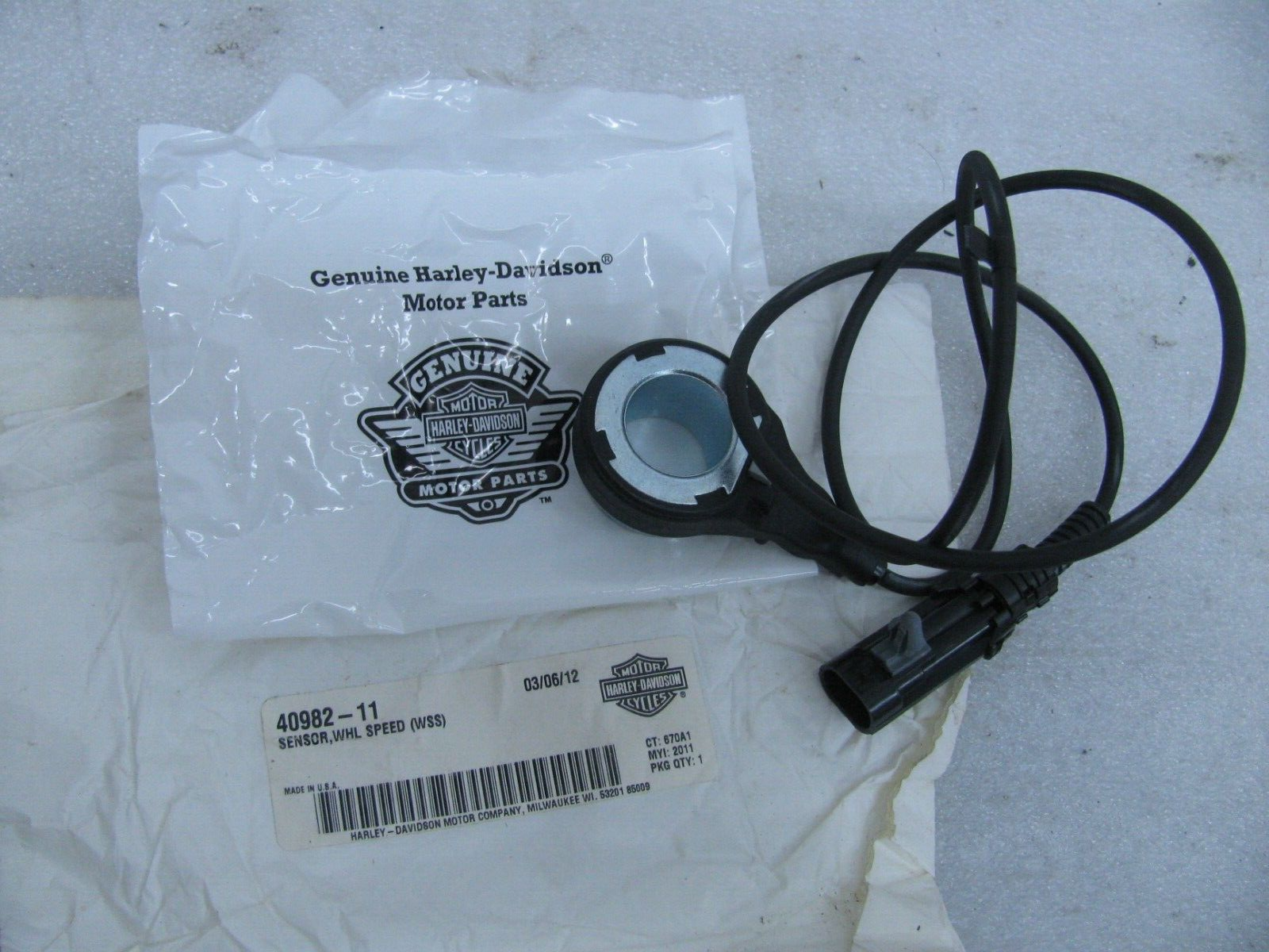 New Harley Davidson wheel speed sensor WSS 40982-11 Softail