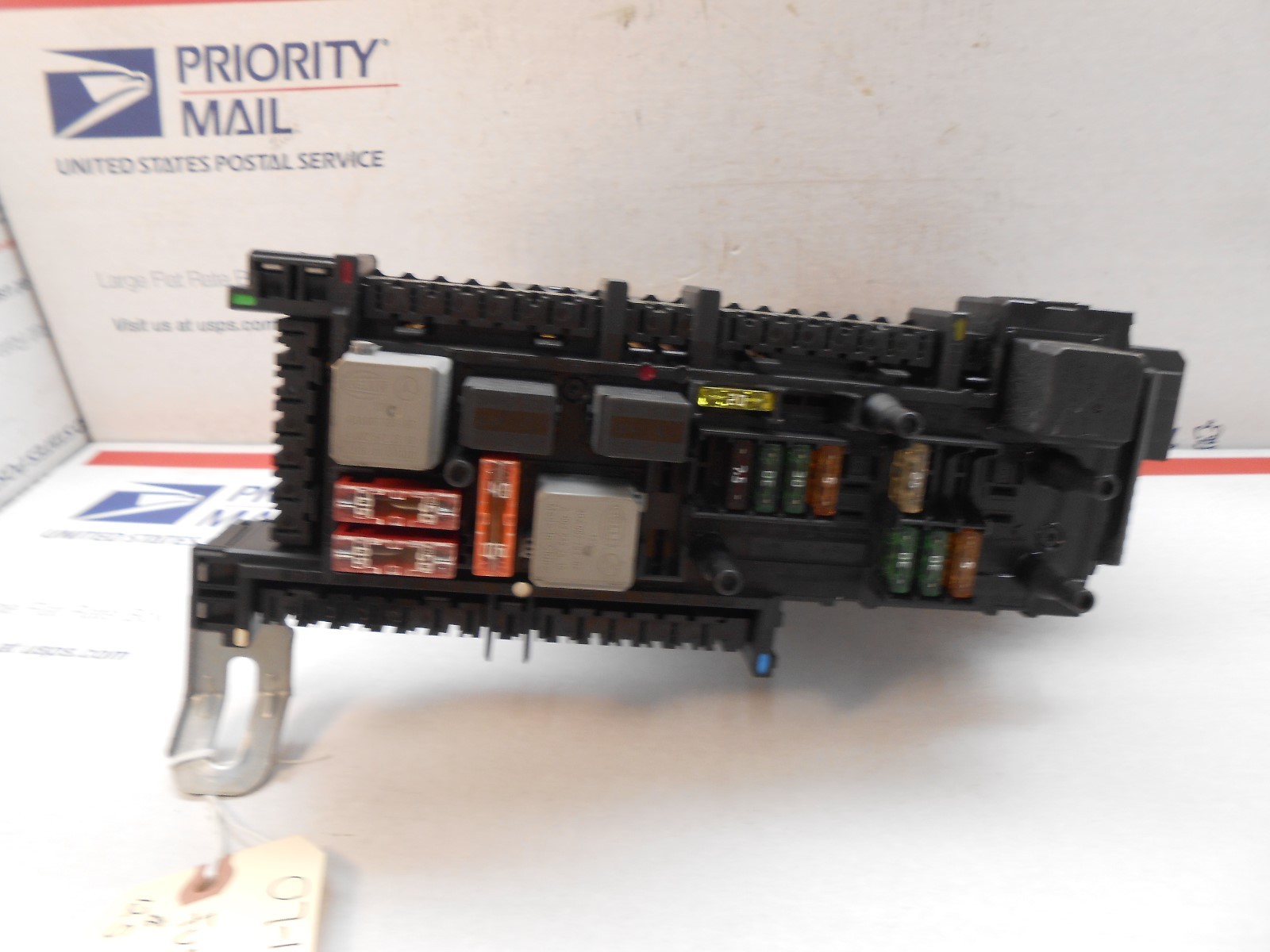 07-14 Mercedes C-class fuse box 2049060205 5DK011022 QE0409