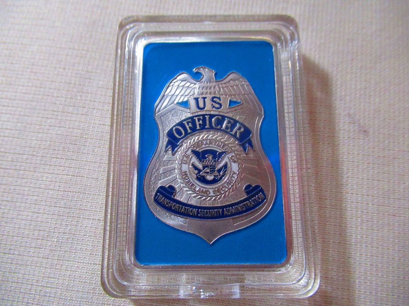 TRANSPORTATION SECURITY ADMINISTRATION (TSA) "Officer"  challenge coin (BAR)