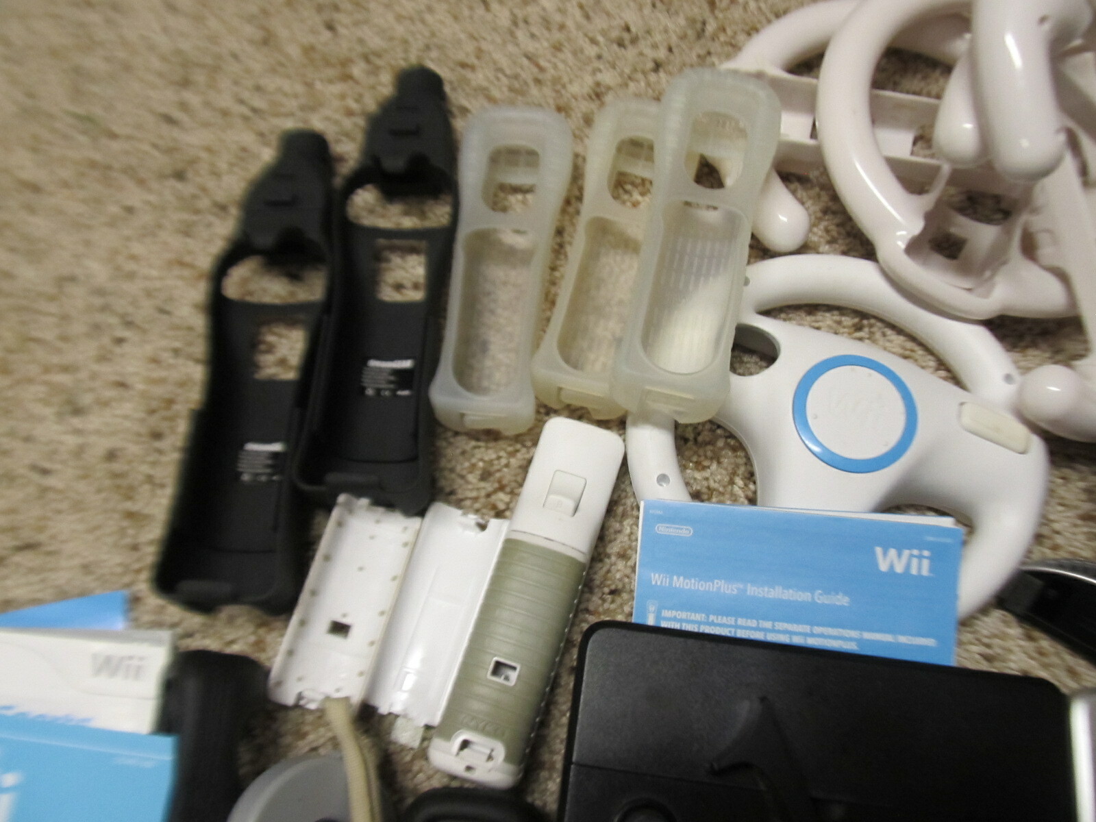Nintendo Wii DJ HERO,WII SPEAK and Controller, accessories for parts or repair
