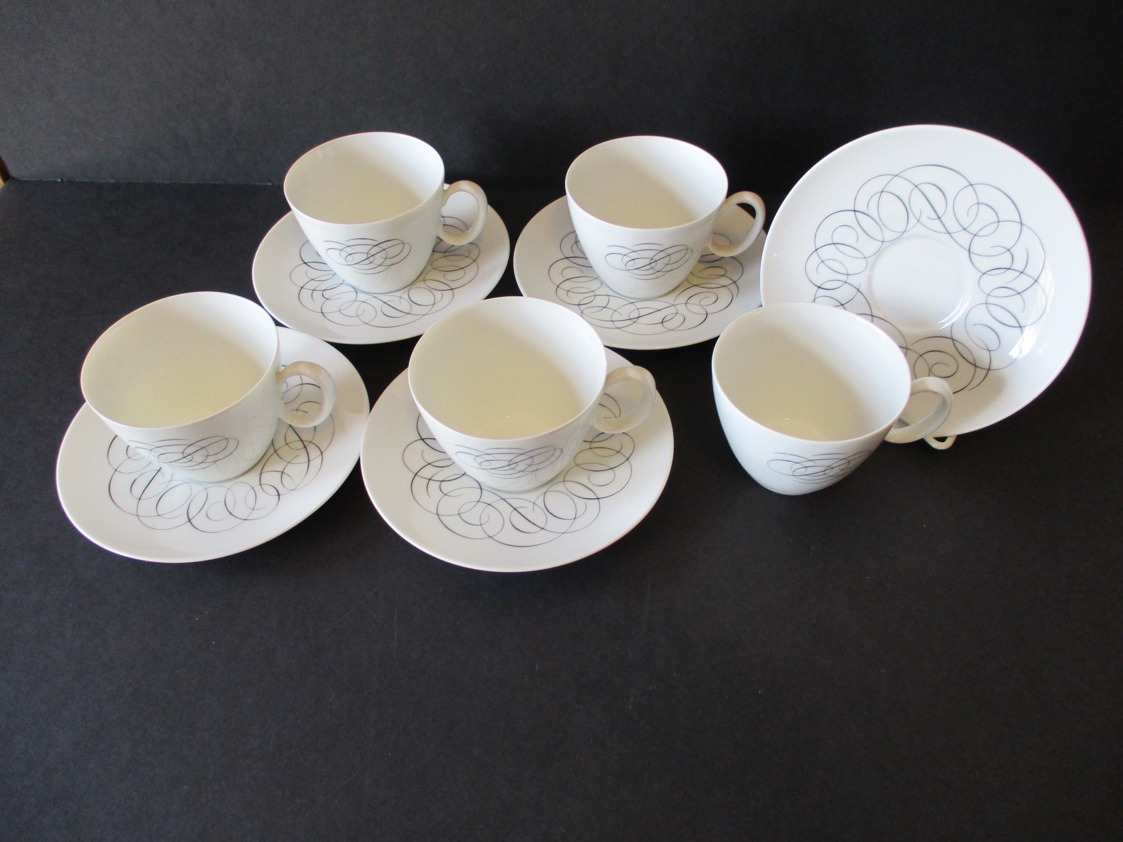 5 Rosenthal Continental China Script Cups & Saucers Germany