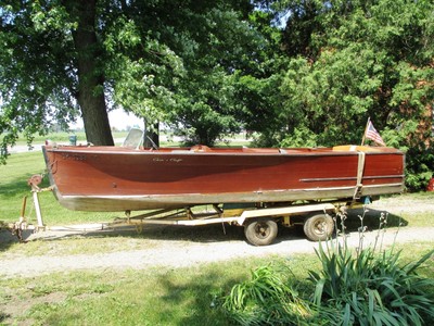 Rare 1941 Chris Craft 18' Deluxe Utility Runabout Mahogany Power Boat