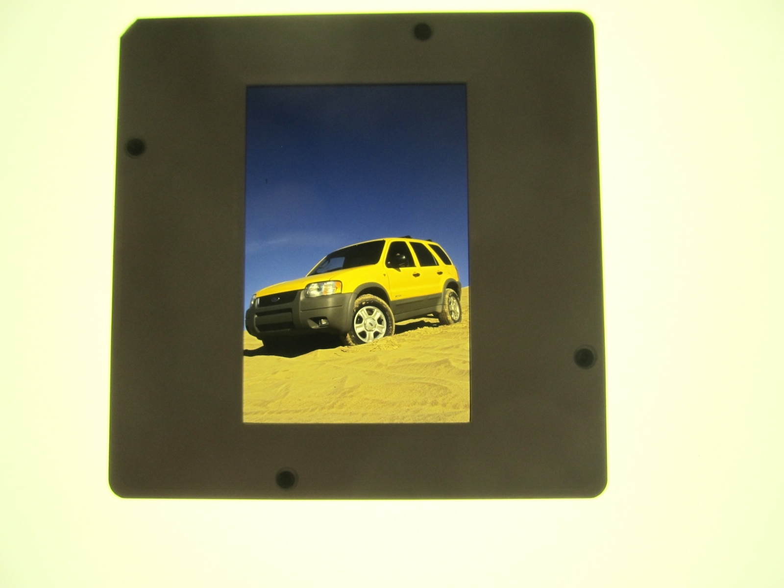 FORD ESCAPE ORIGINAL EDITORIAL SLIDES - 2002