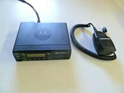 Motorola CM300d 403-470 MHz 40 Watt UHF Analog Two Way Radio Mic AAM01QPH9JC1AN. Buy it now for 199.99