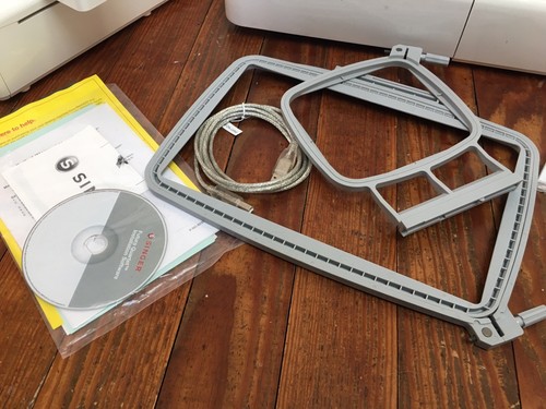 SINGER FUTURA QUARTET™ (FQ-4) Sewing & Embroidery Machine