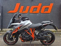 2017 KTM 1290 SUPER DUKE GT