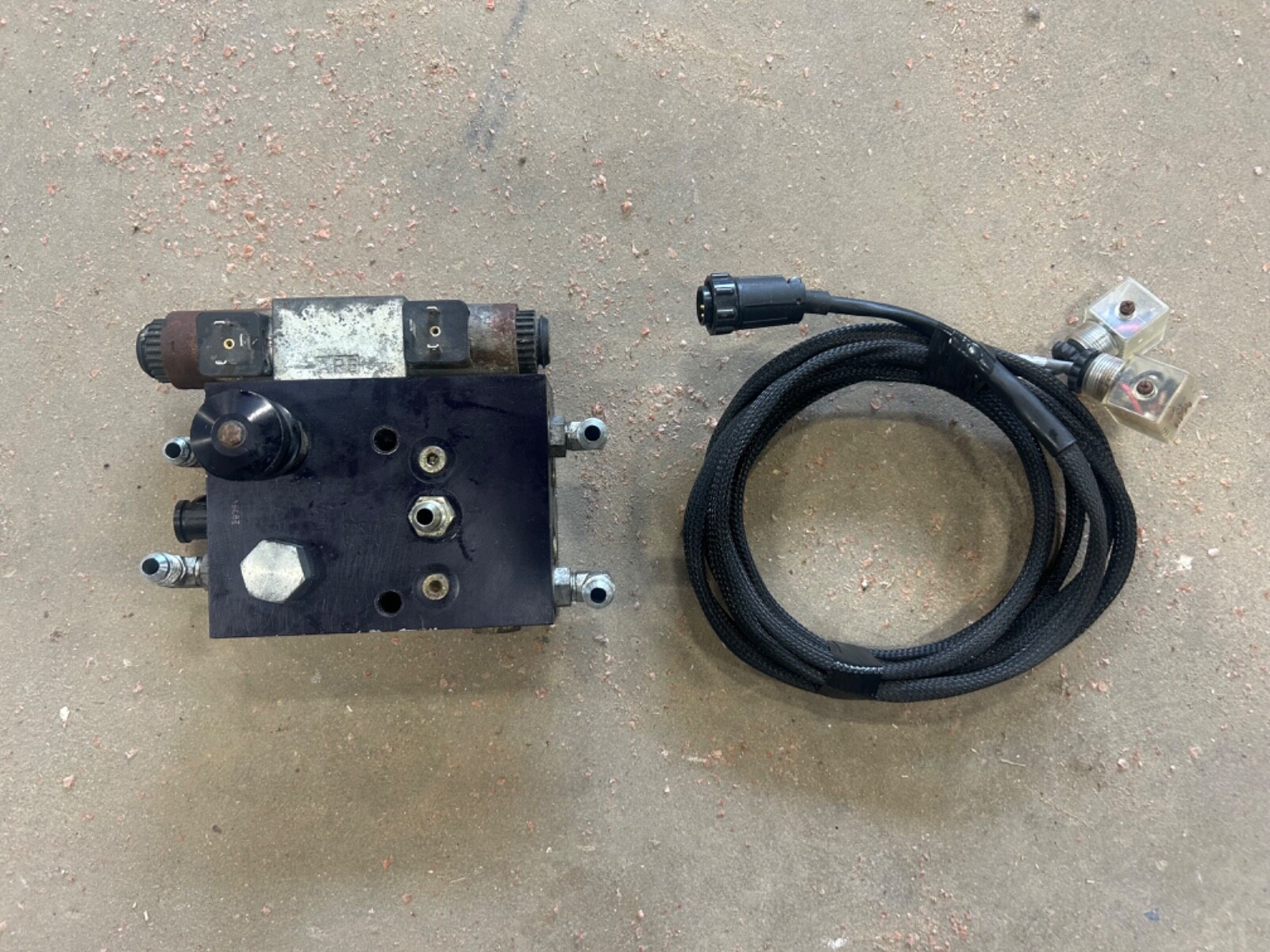 Outback hydraulic steering valve | eBay
