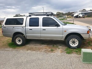 Ford courier 2001