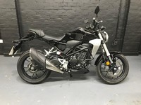 Honda CBF 300R 
