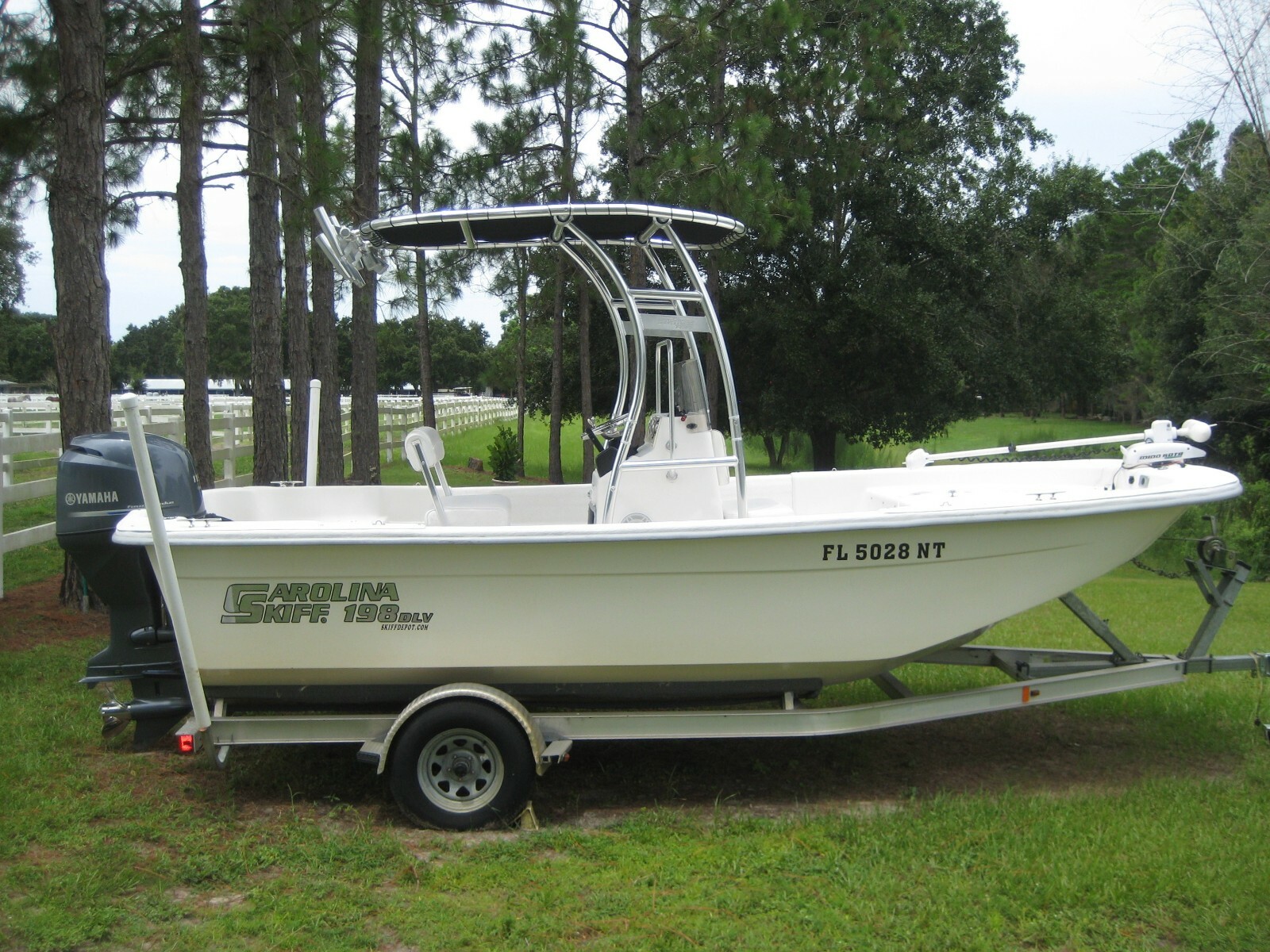 2008 Carolina Skiff 2013 Yamaha 115 Outboard Motor Boat Trailer Loaded T Top