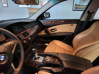 image 6 of interior