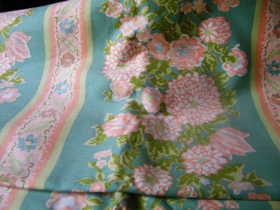 Waverly Floral Drapery Upholstery  Fabric Green, Peach 4 Yd., 24 in.