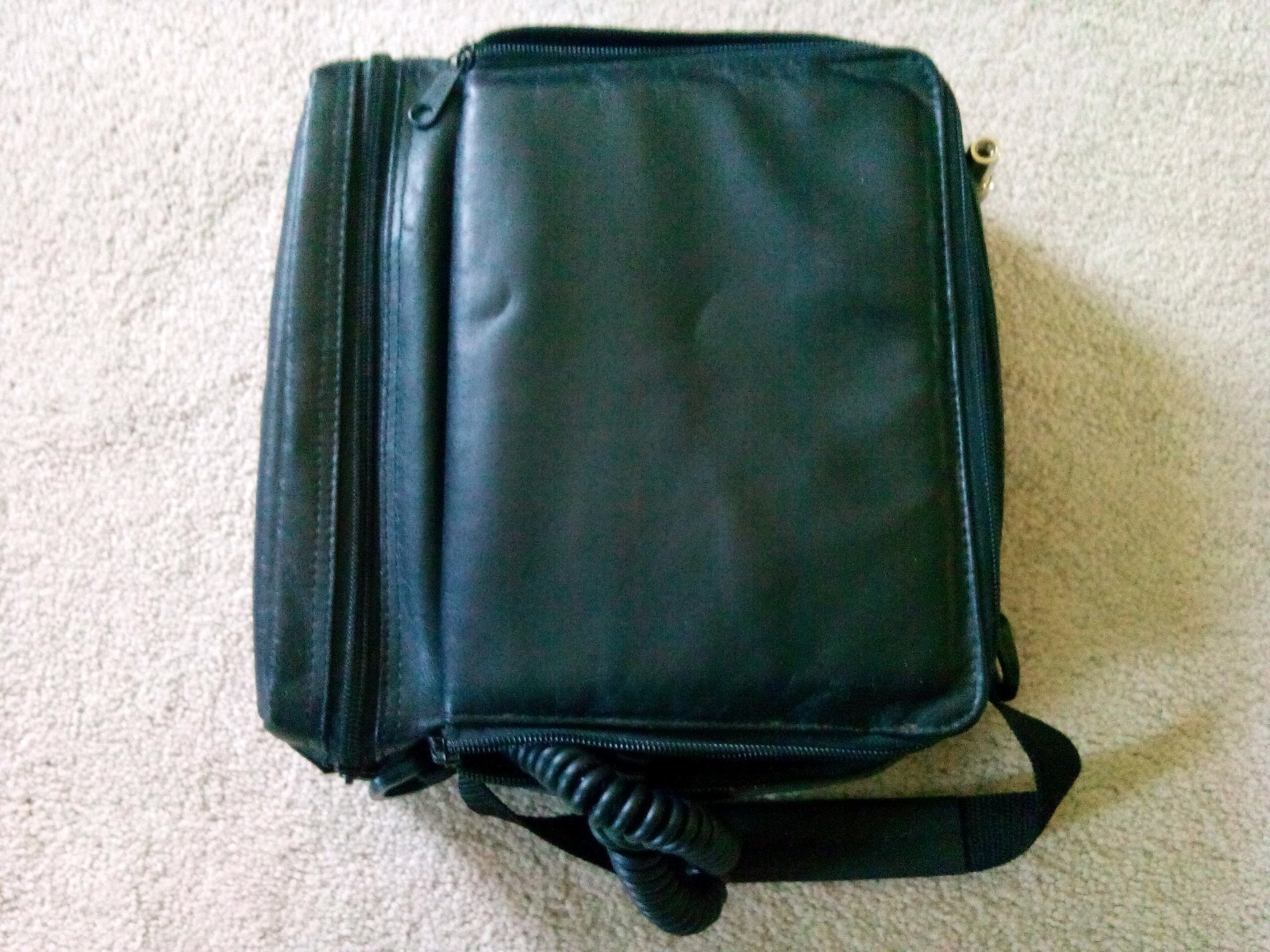 Vintage UNIDEN CP1700 Car Bag Phone Complete W/Accessories TESTED WORKING