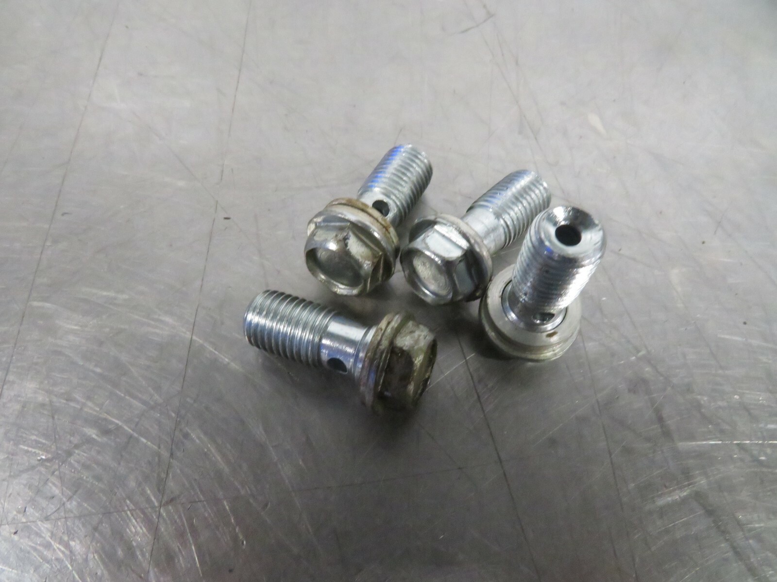 EB786 2018 18 KAWASAKI VULCAN 900 BANJO BOLTS | eBay
