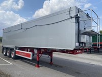 2025 NEW FRUEHAUF TRI-AXLE 70 YD PLANKSIDED SLOPER TIPPING TRAILER (CHOICE