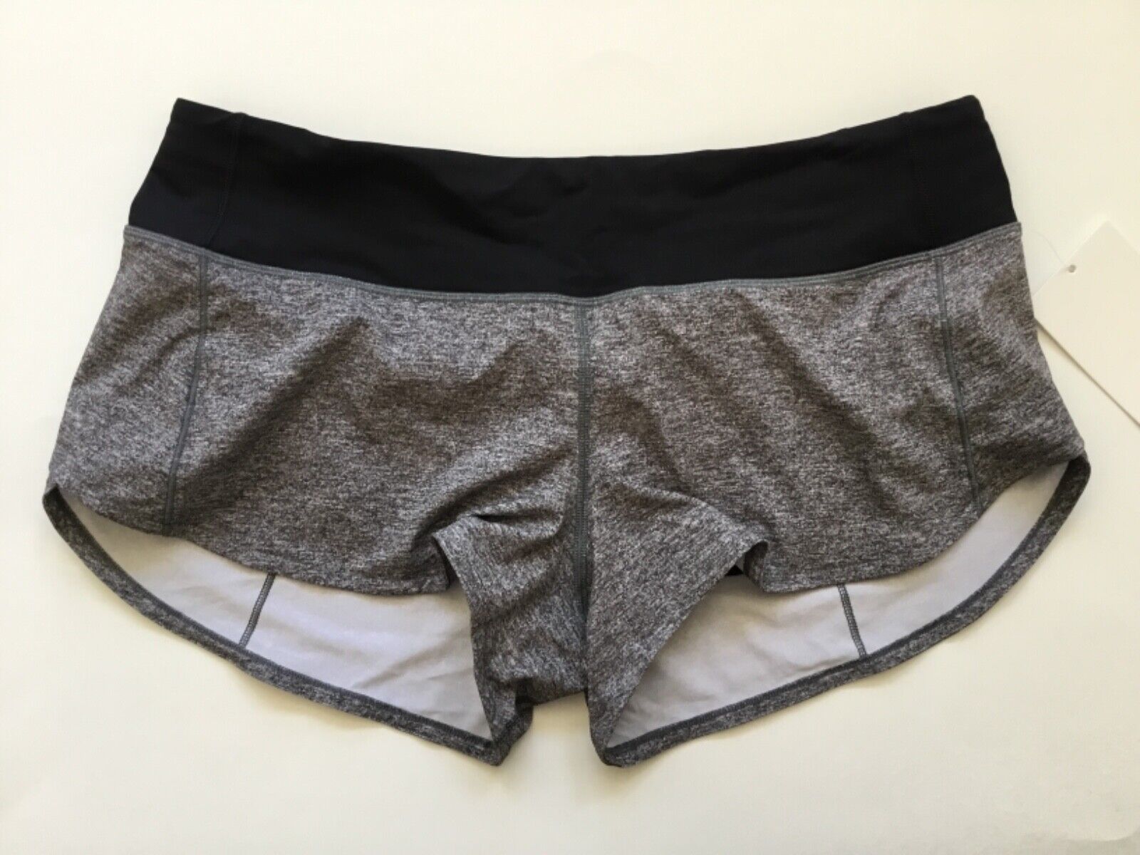 Lululemon Speed Up MR Mid Rise Short 2.5” Lined Shorts Lululemon Speed Up MR Mid Rise Short 2.5” Lined Shorts