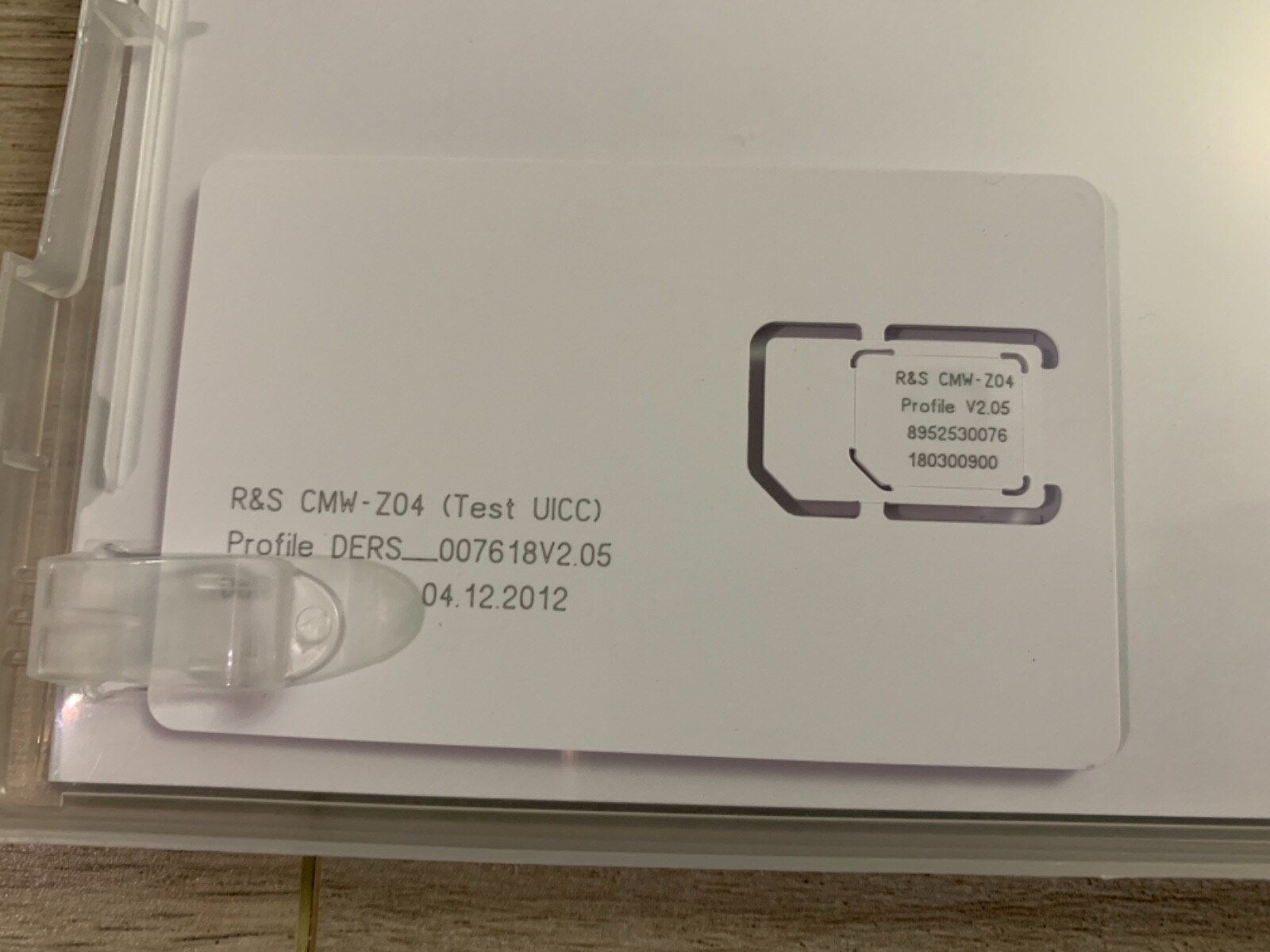Rohde & Schwarz R&S CMW-Z04 Mini-UICC Multi Test SIM Card R&D CMW500 Network