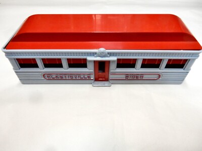 Plasticville U.S.A.# DE-7 Grey/Red Diner  for O & S Gauge Toy Trains No box here
