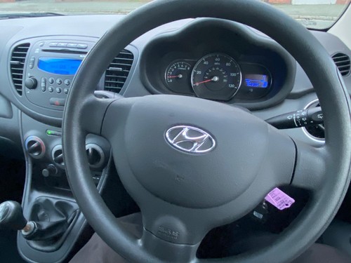 Hyundai i10 image